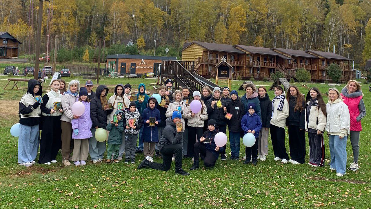 Kreatives Treffen für Kinderclub-Teilnehmer im Gebiet Tjumen